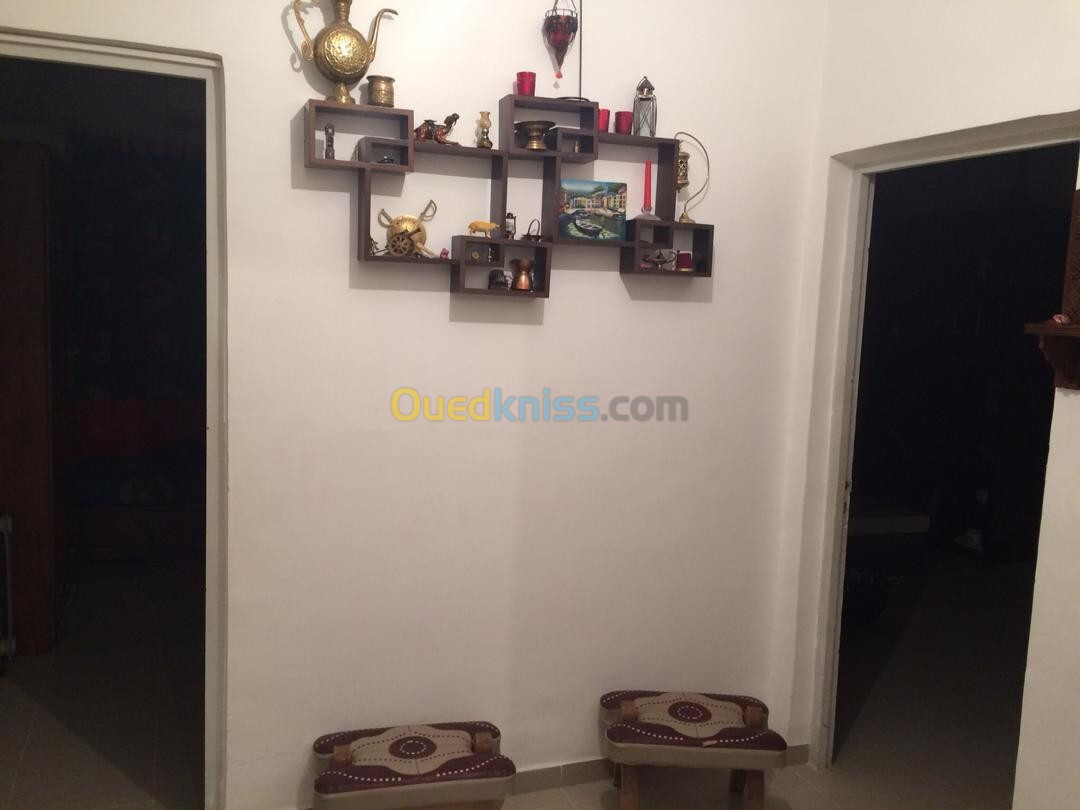 Location Appartement F4 Ouargla Hassi messaoud