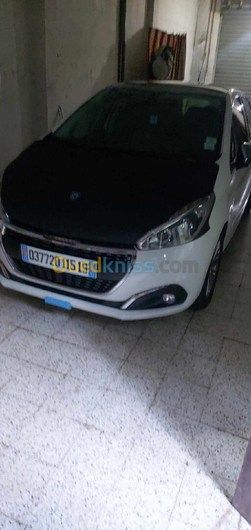 Peugeot 208 2015 Allure Facelift