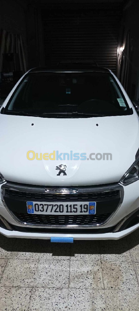 Peugeot 208 2015 Allure Facelift