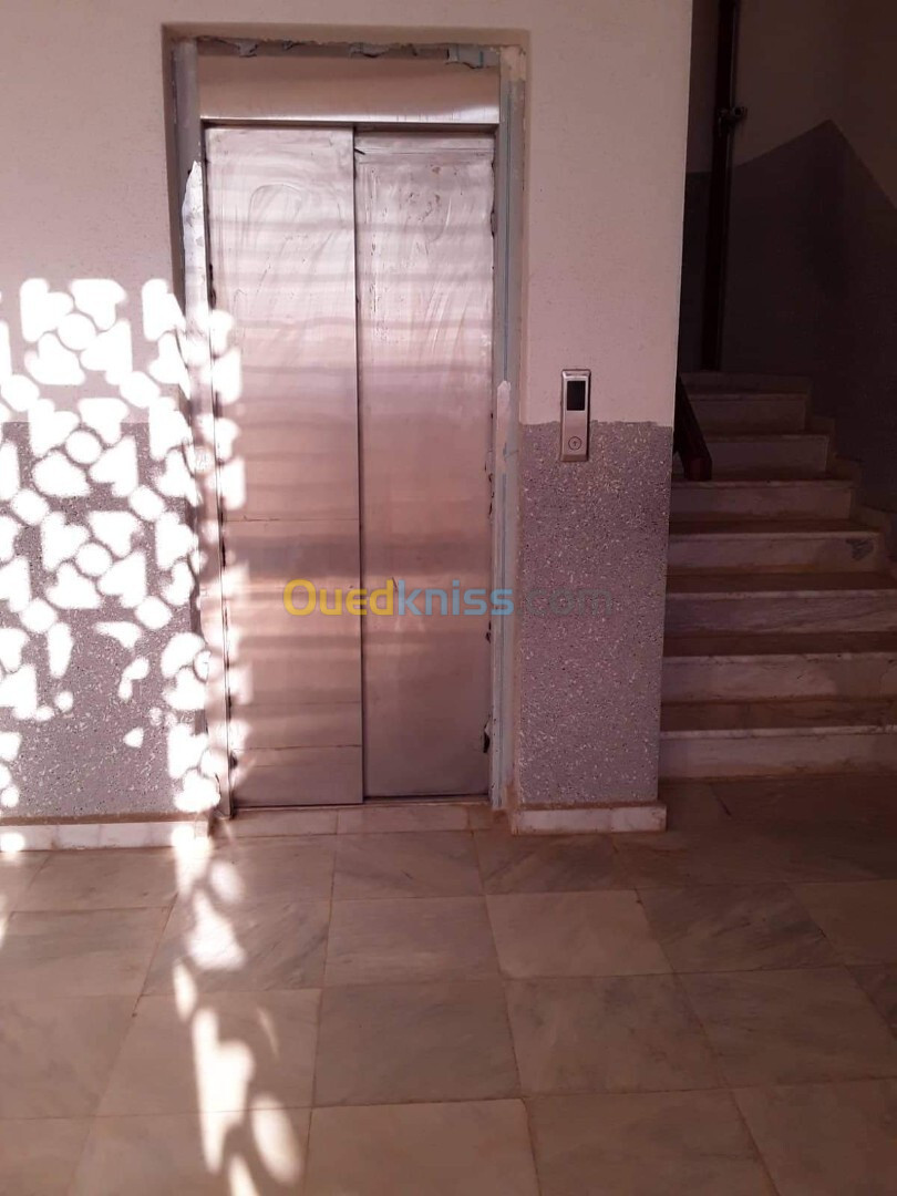 Location Appartement F4 Tipaza Bou ismail