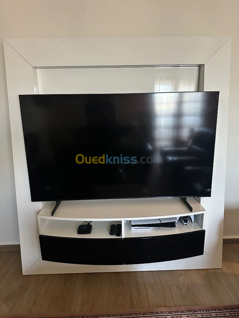 Meuble télé avec table basse 