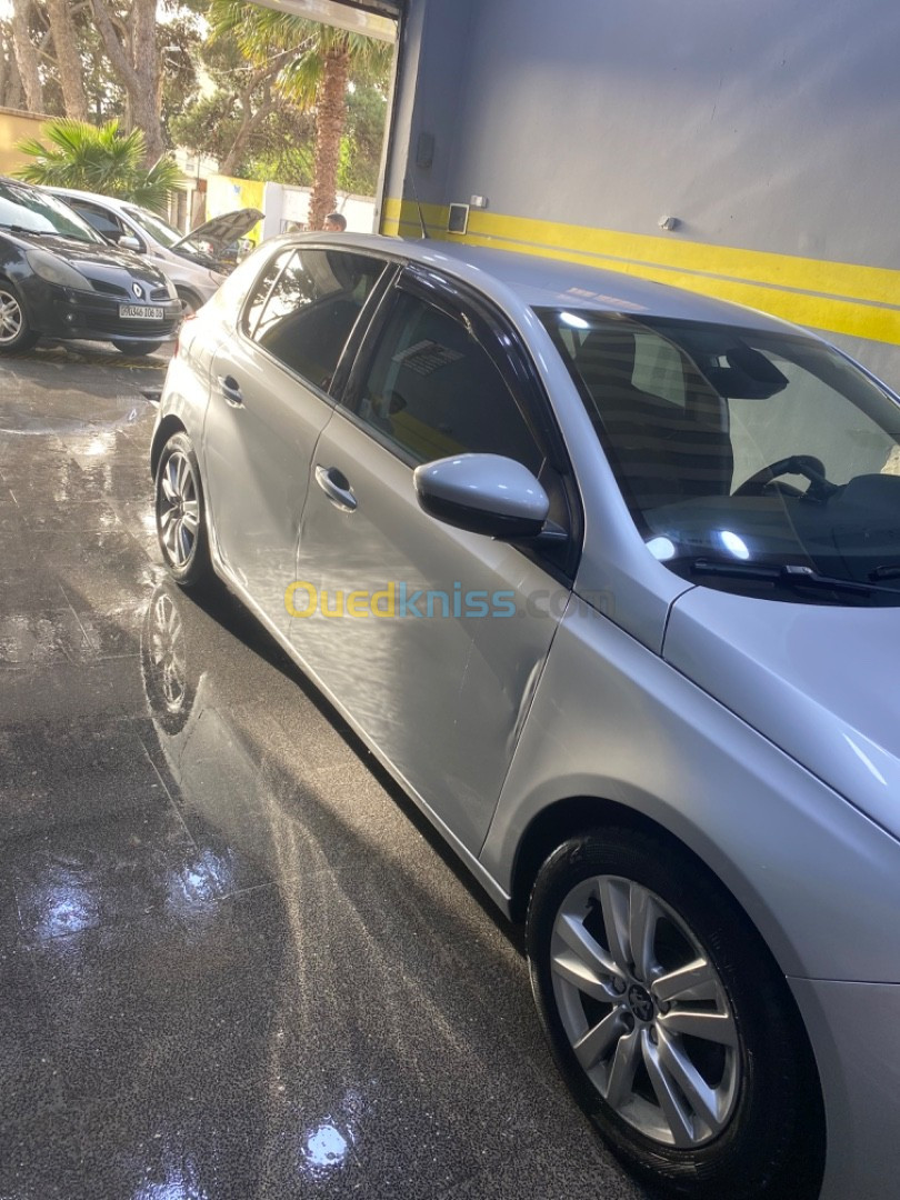 Peugeot 308 2016 