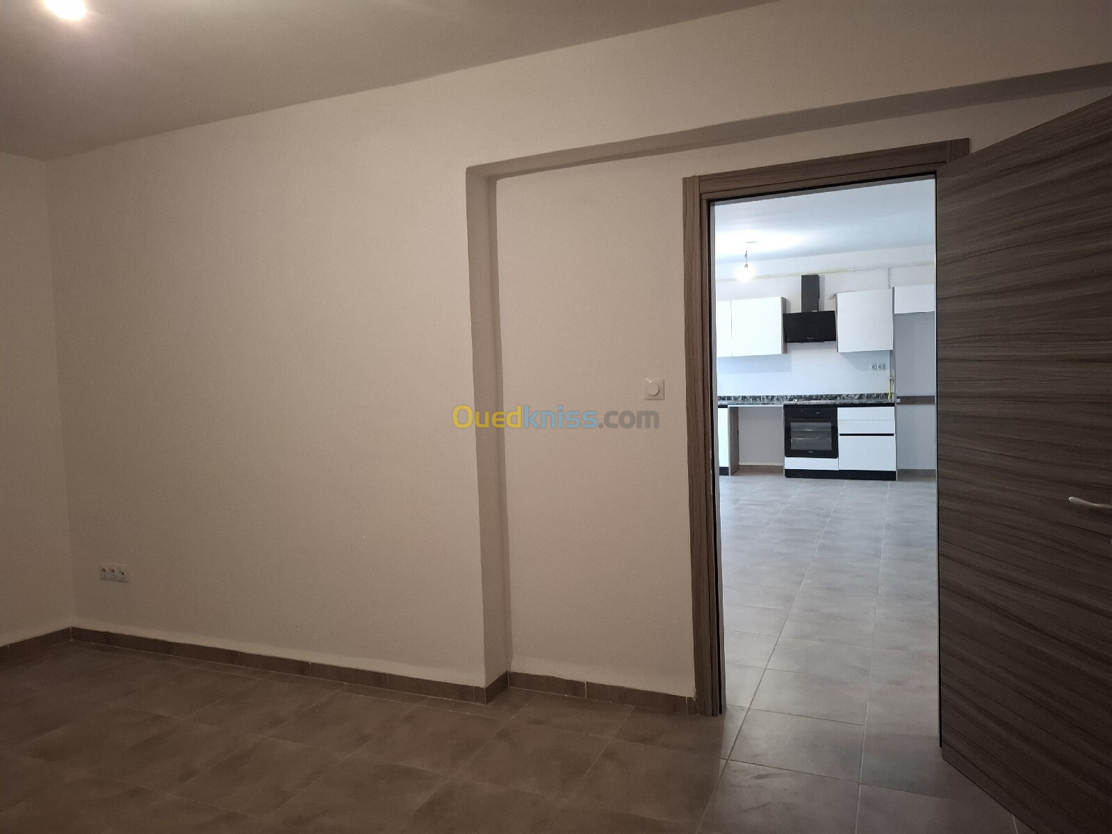 Location Appartement F2 Tipaza Bou ismail