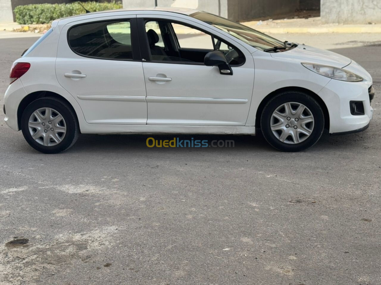 Peugeot 207 2013 