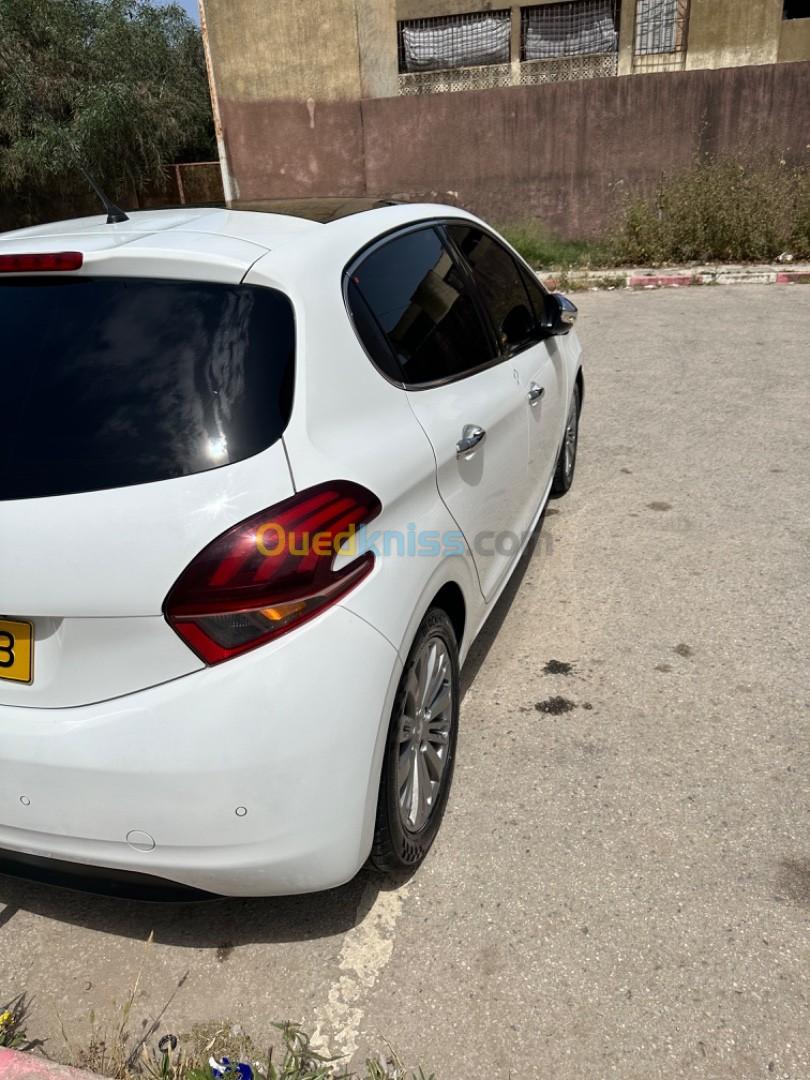 Peugeot 208 2019 Allure Facelift