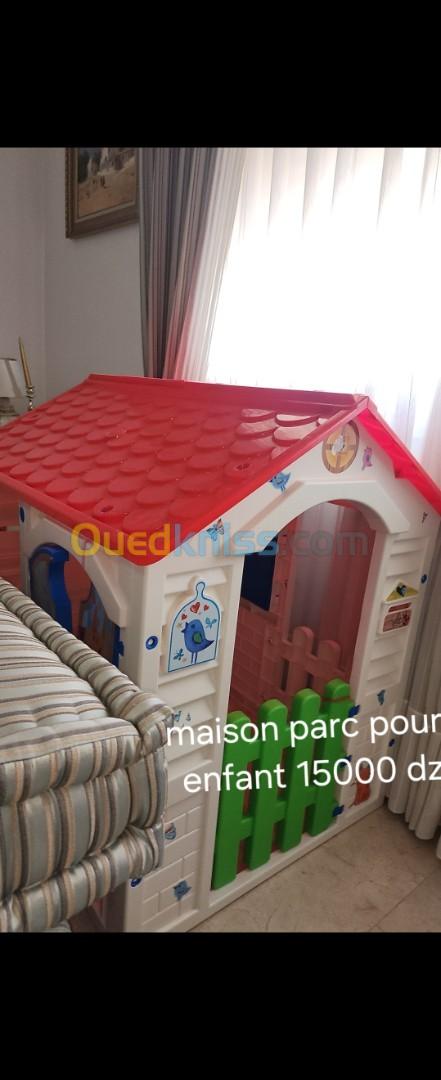 Maisonnette et transat 