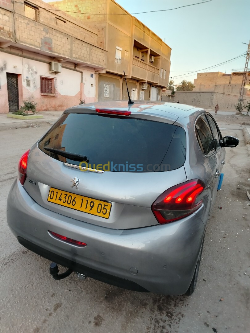 Peugeot 208 2019 Allure Facelift