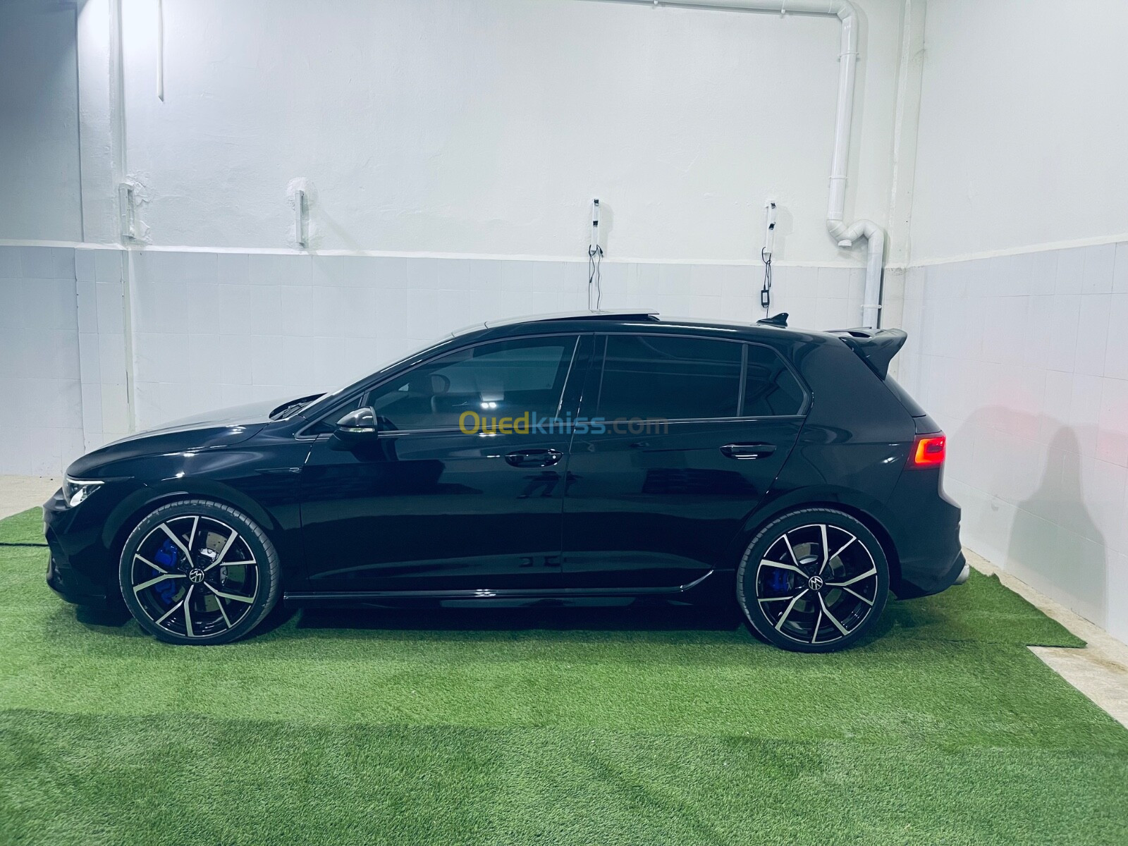 Volkswagen Golf 8 2022 R320