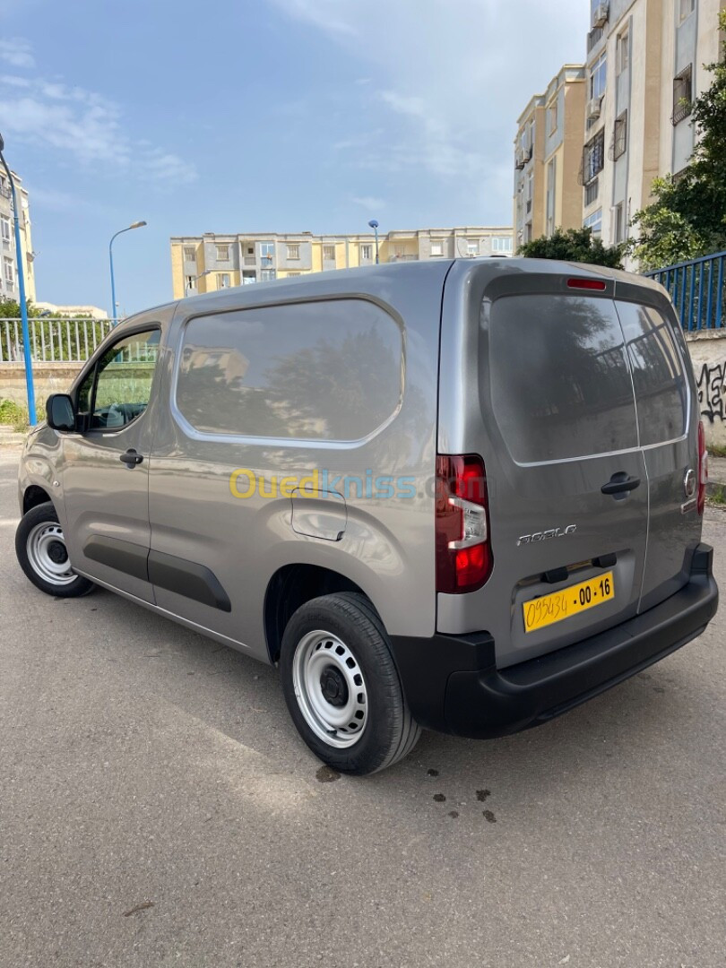 Fiat Doblo 2024 Italie