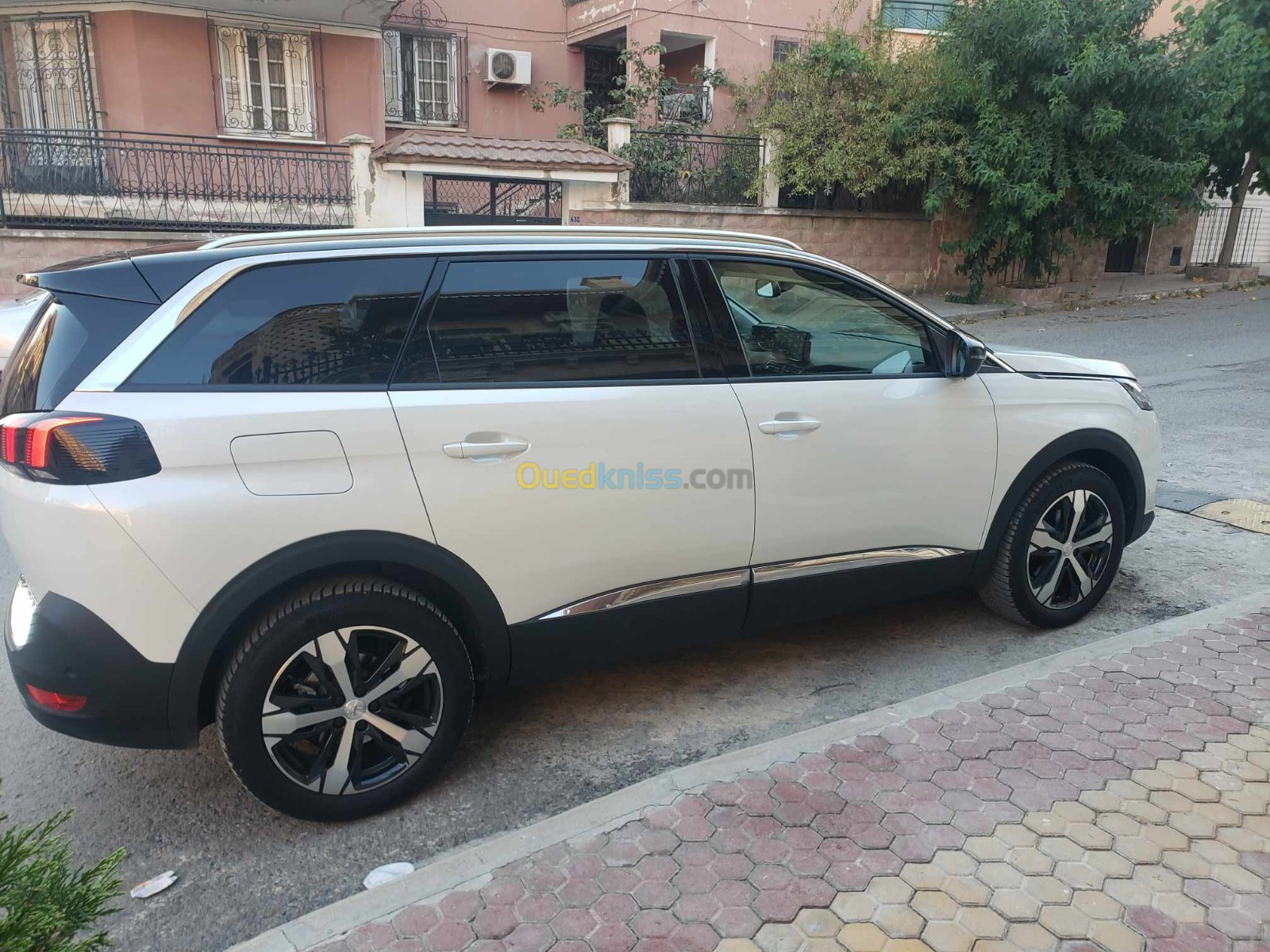 Peugeot 5008 2023