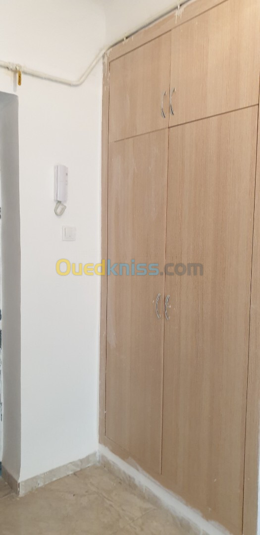 Vente Appartement F5 Alger Bordj el bahri