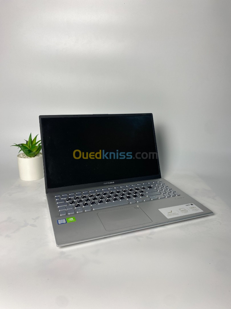 ASUS Vivobook X512F