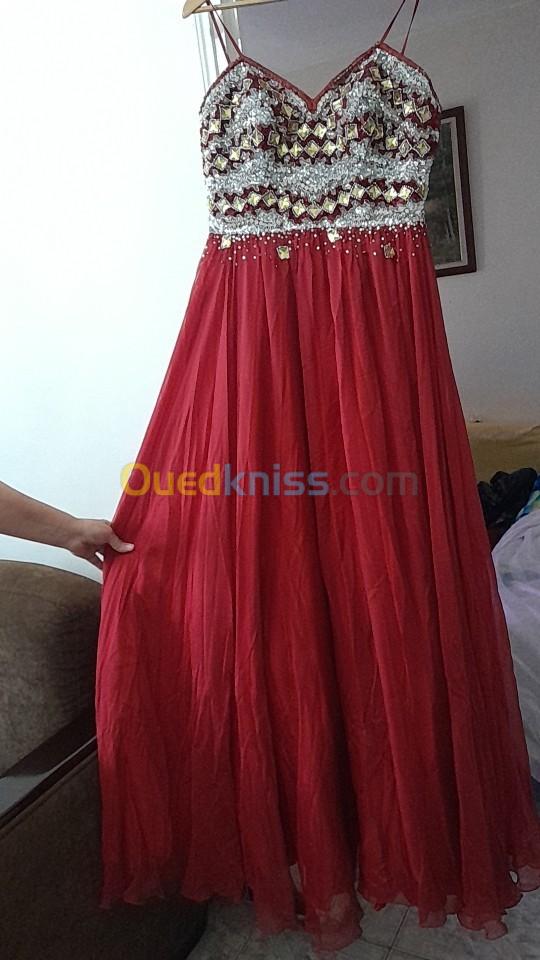 Robe de soirée rouge à vendre 