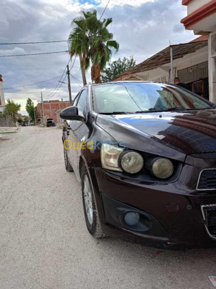 Chevrolet Sonic Hatchback 2013 Sonic Hatchback