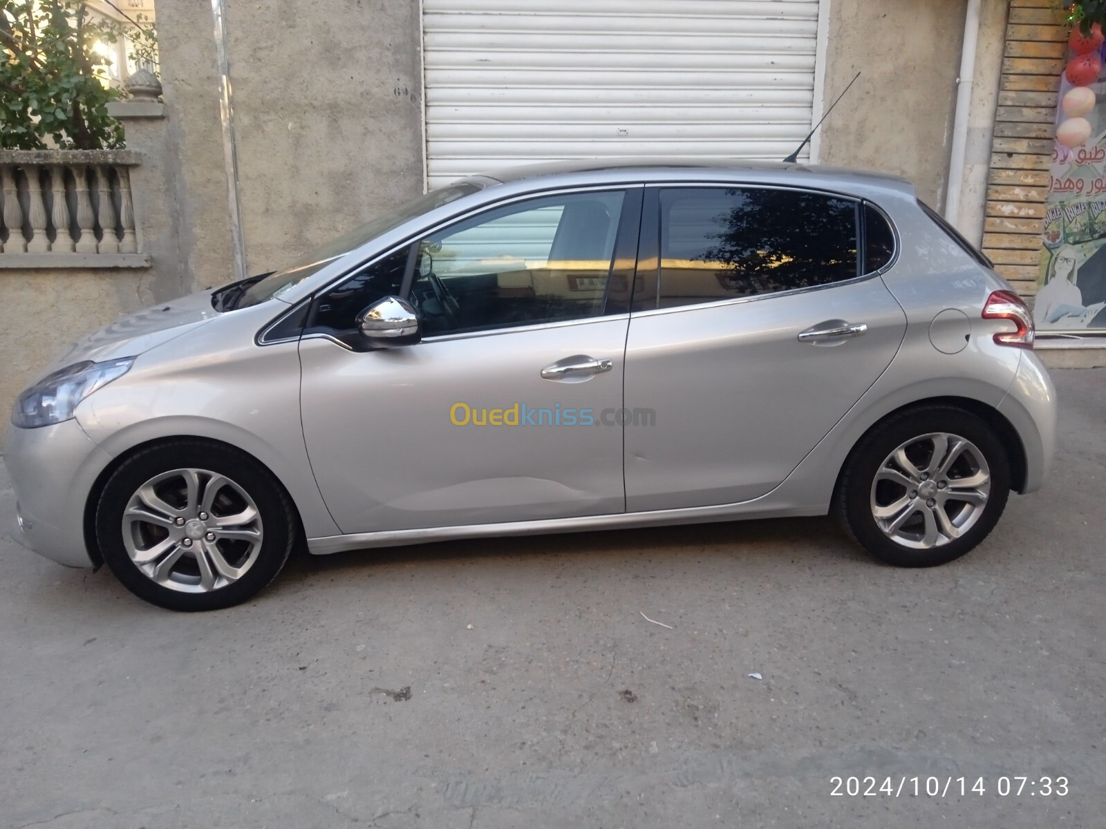 Peugeot 208 2015 Allure