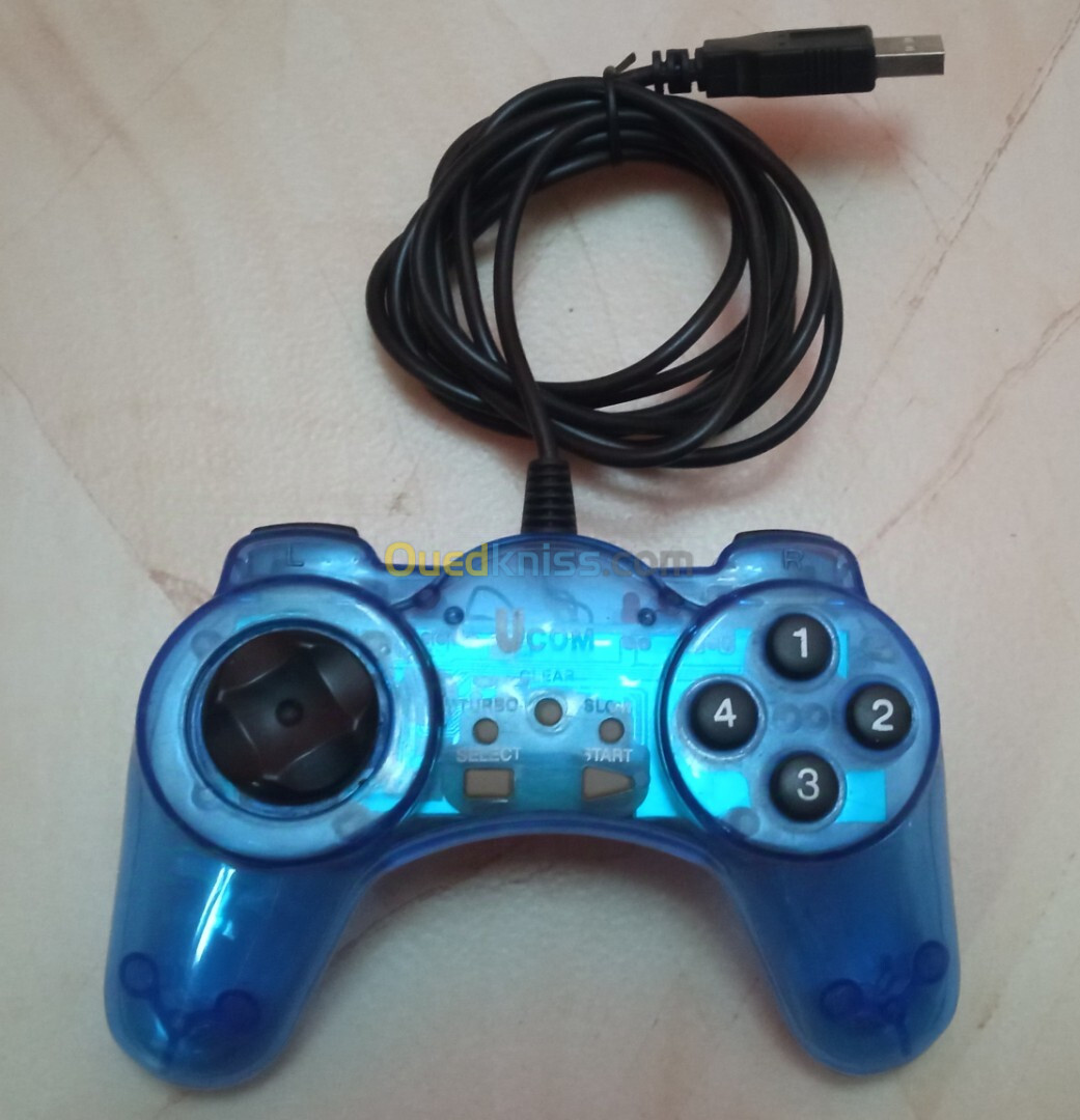 VENDRE DEUX MANETTE GAMING CABLE USB 