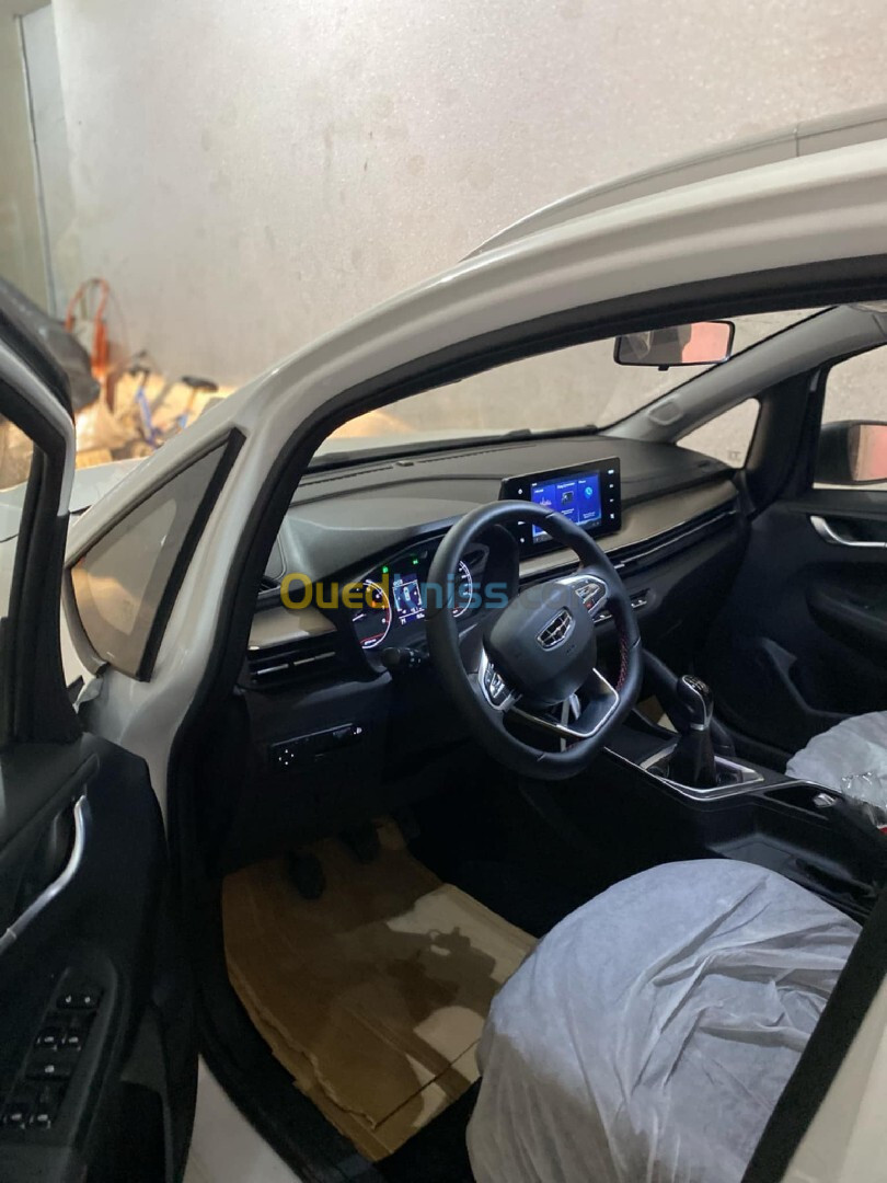 Geely GX3 PRO  2024 DRIVE