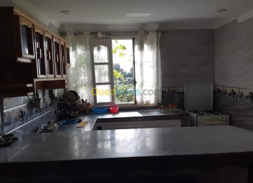 Location Appartement F3 Béjaïa Tichy