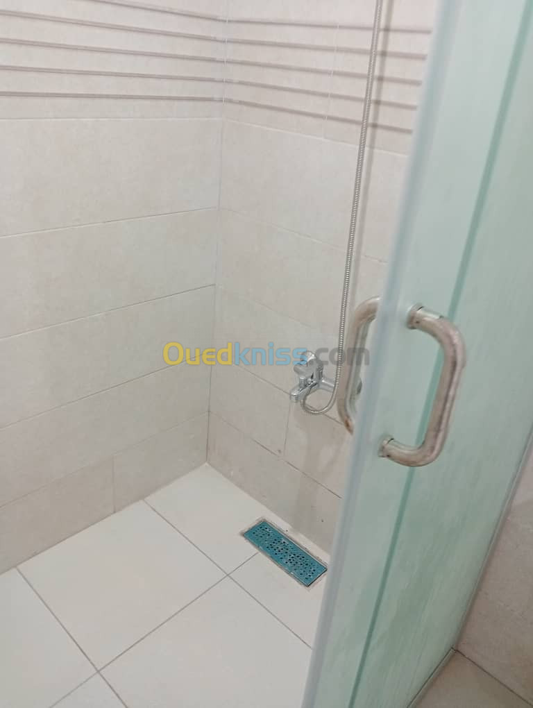 Location Appartement F4 Mostaganem Mostaganem