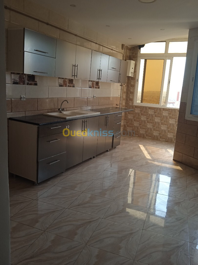 Location Appartement F3 Alger Draria