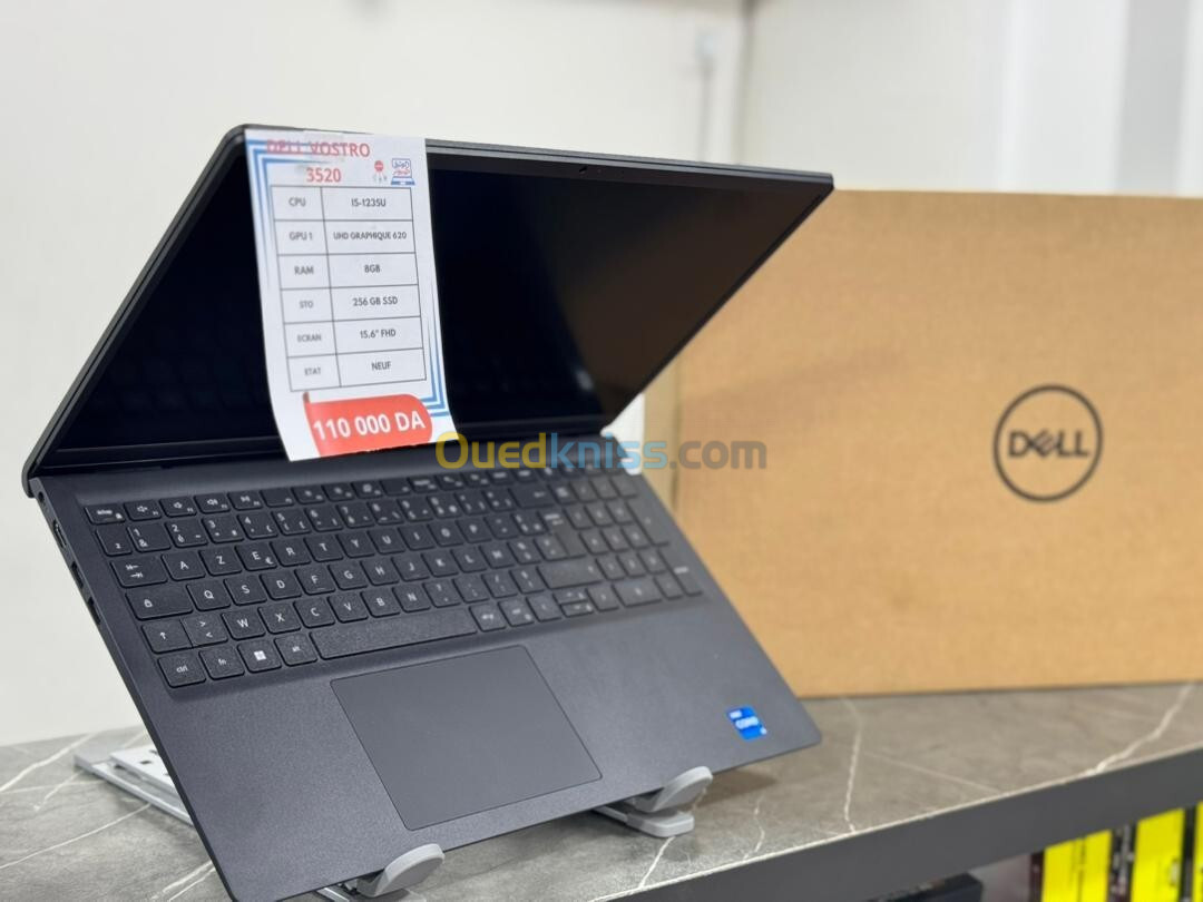 DELL VOSTRO 3520  I5-1235U/8G DDR4/256 SSD/ECR 15.6