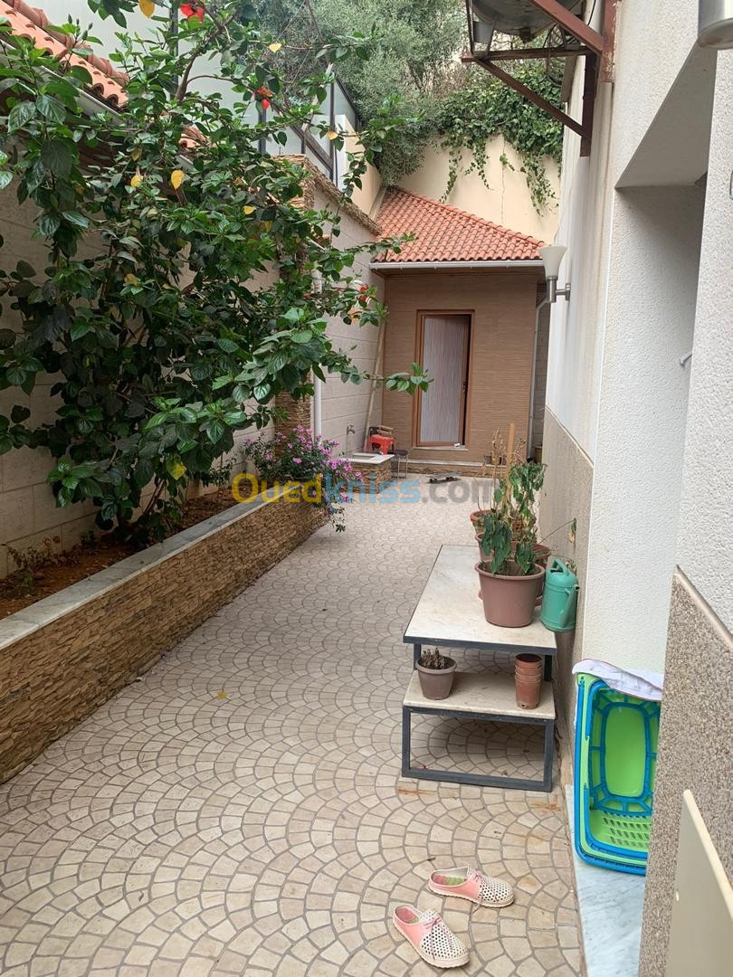 Location Niveau De Villa F4 Alger Ben aknoun