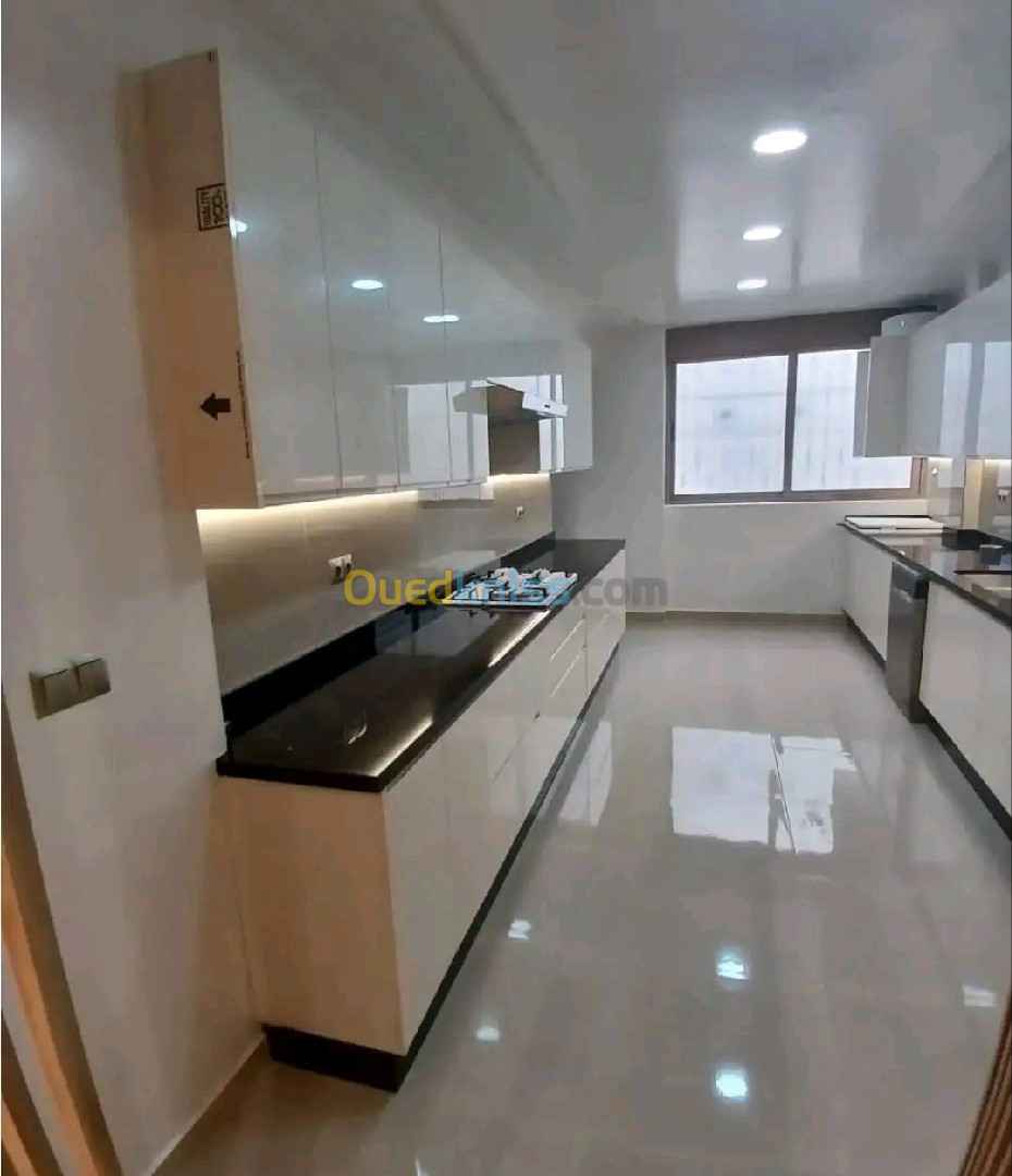 Vente Appartement F4 Alger Bordj el bahri