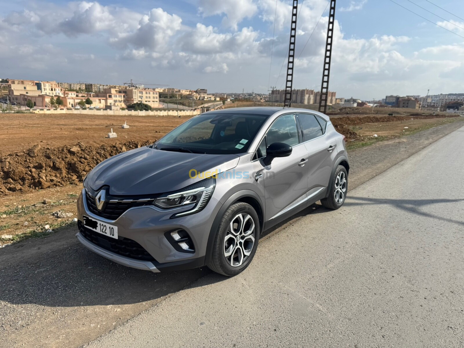 Renault Captur 2022 Intenses Bouira Bouira - Ouedkniss.com - Algérie