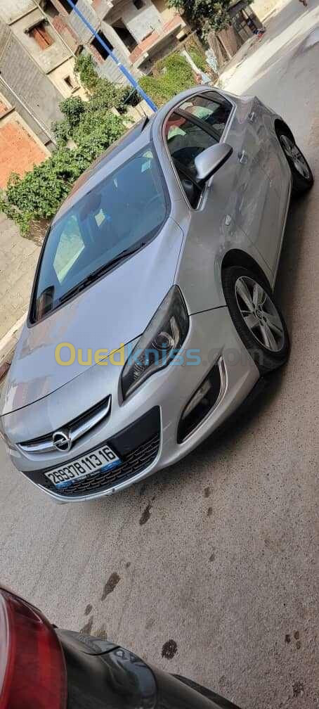 Opel Astra 2013 SPORT