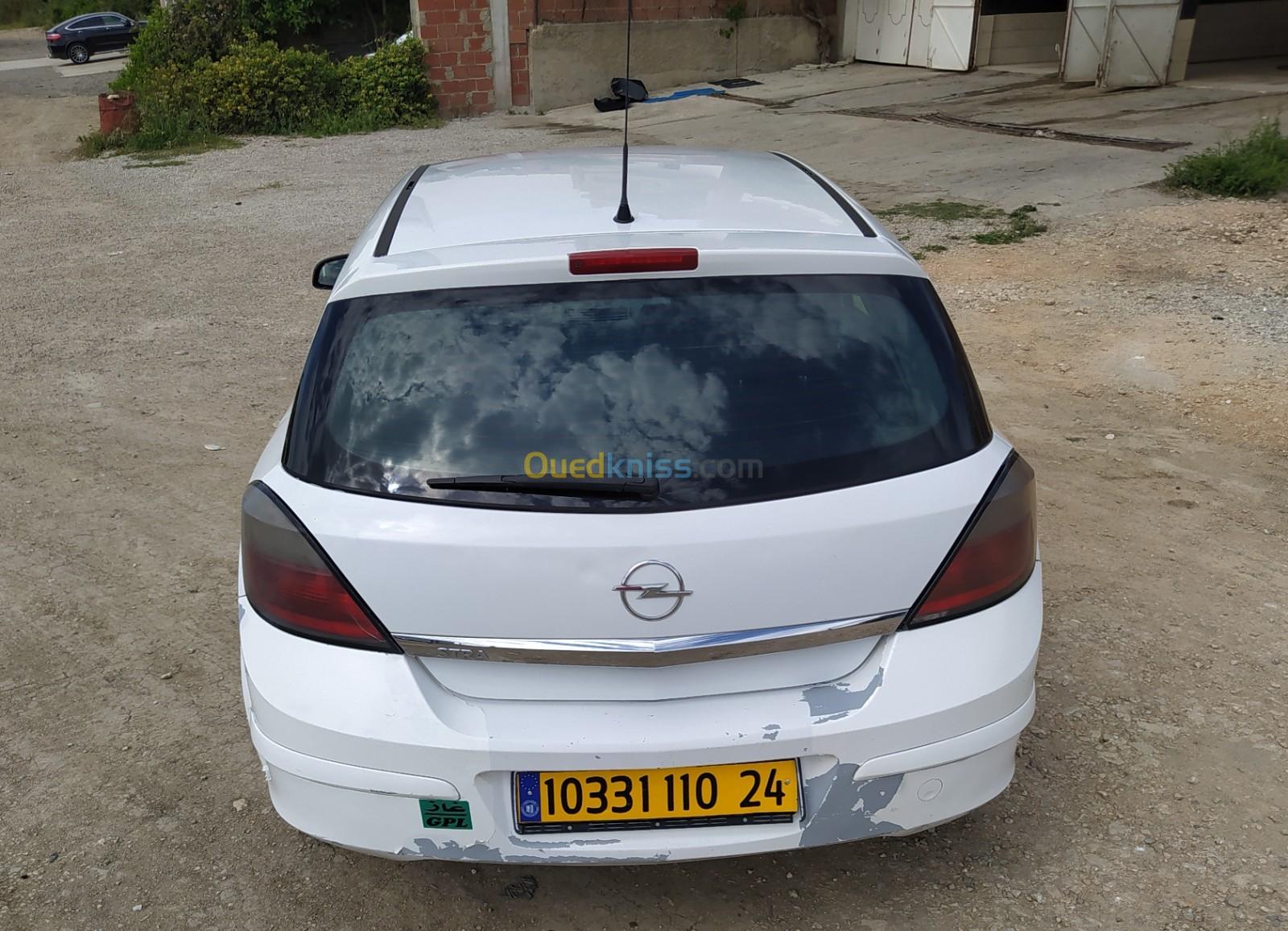 Opel Astra 2010 H