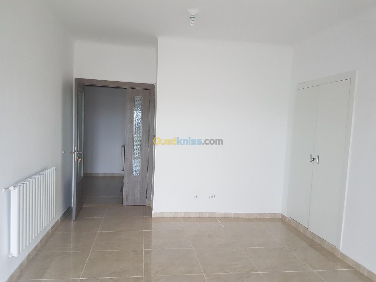 Location Appartement F4 Alger Rahmania