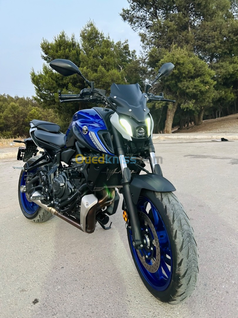 Yamaha Mt07 2022