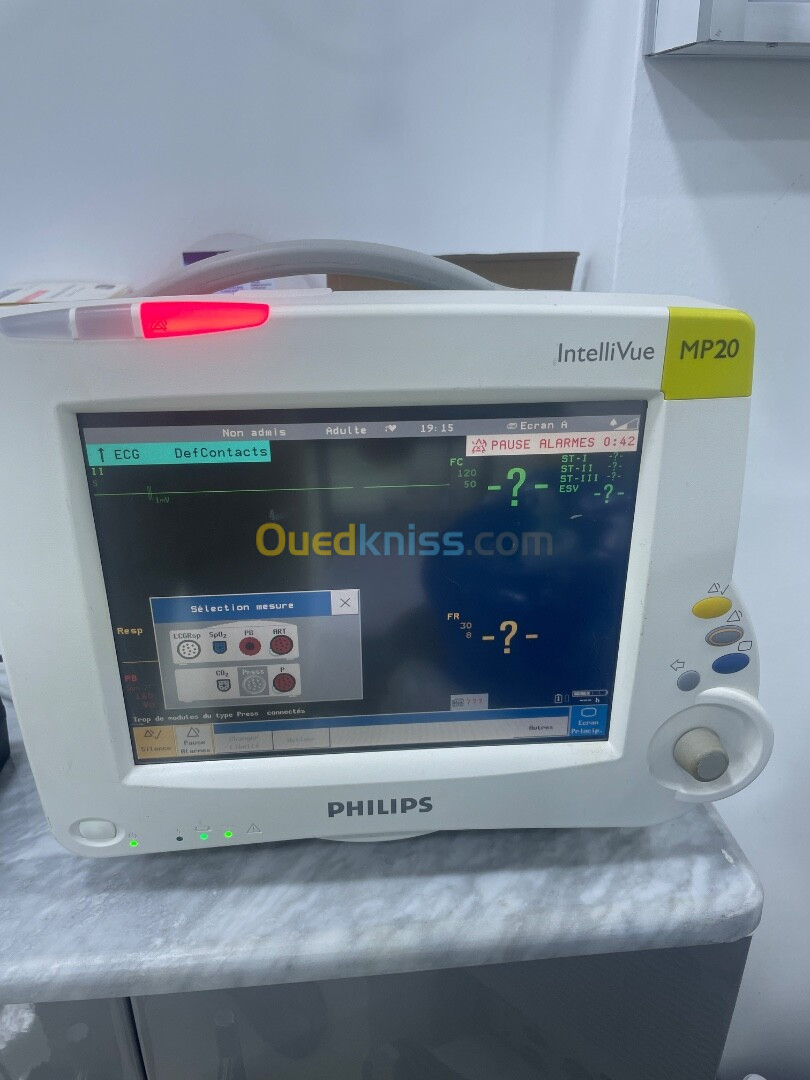 moniteur philips mp20 avec câble ECG 