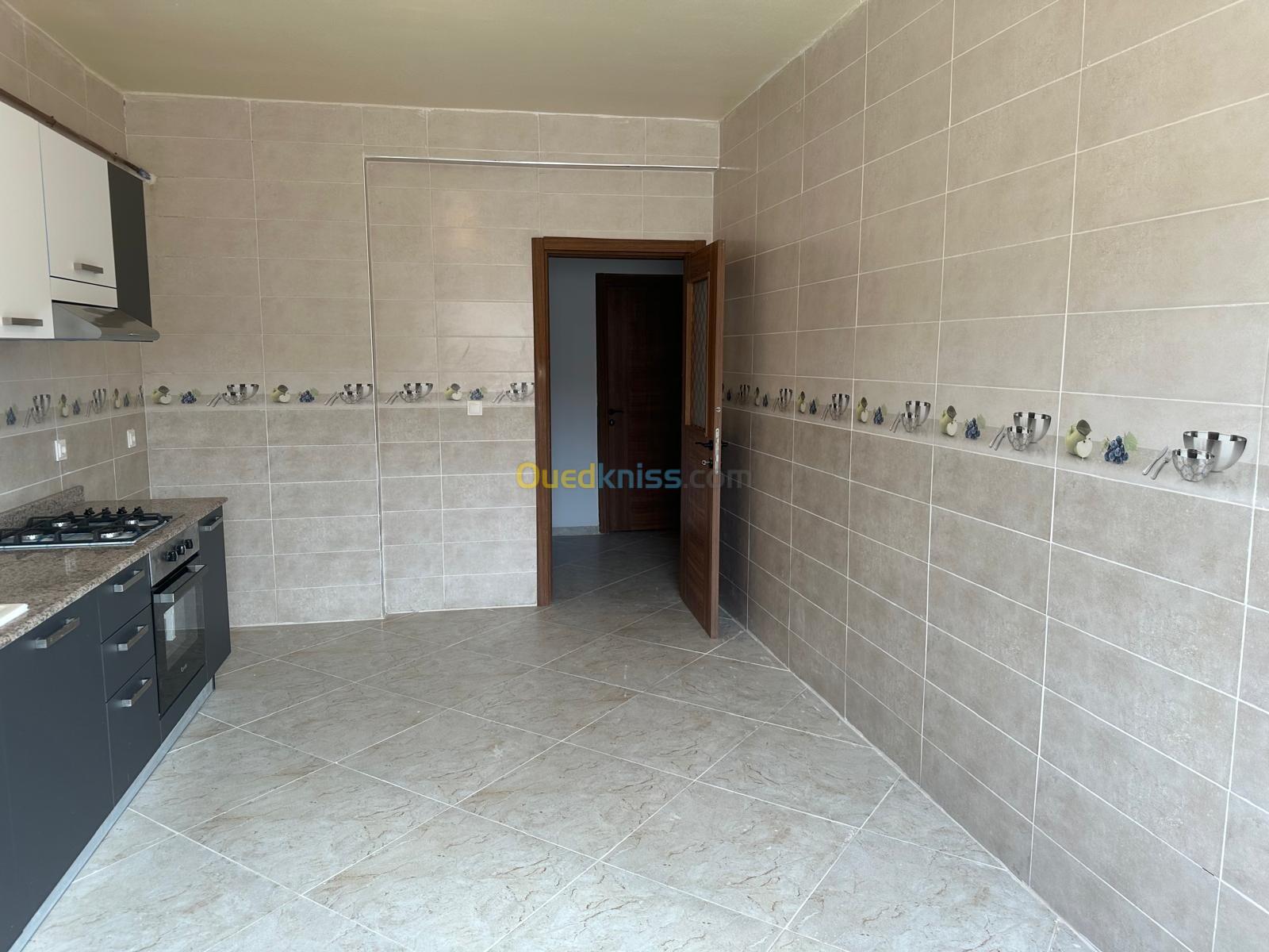 Vente Appartement F4 Tipaza Khemisti