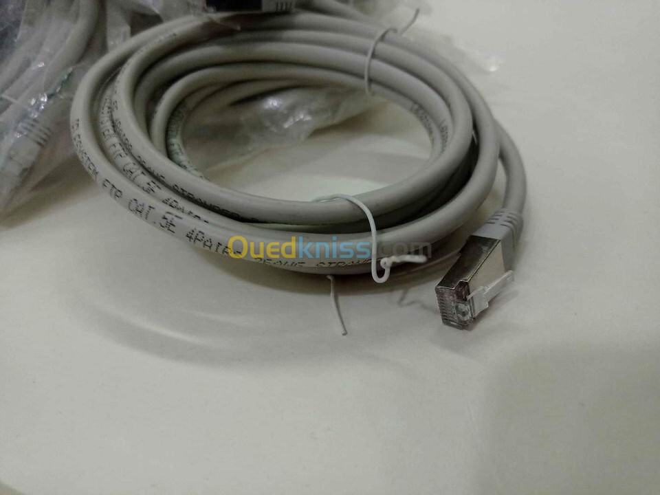 Cable Réseau RJ45 Cat.6 FTP (3 m) métalliques