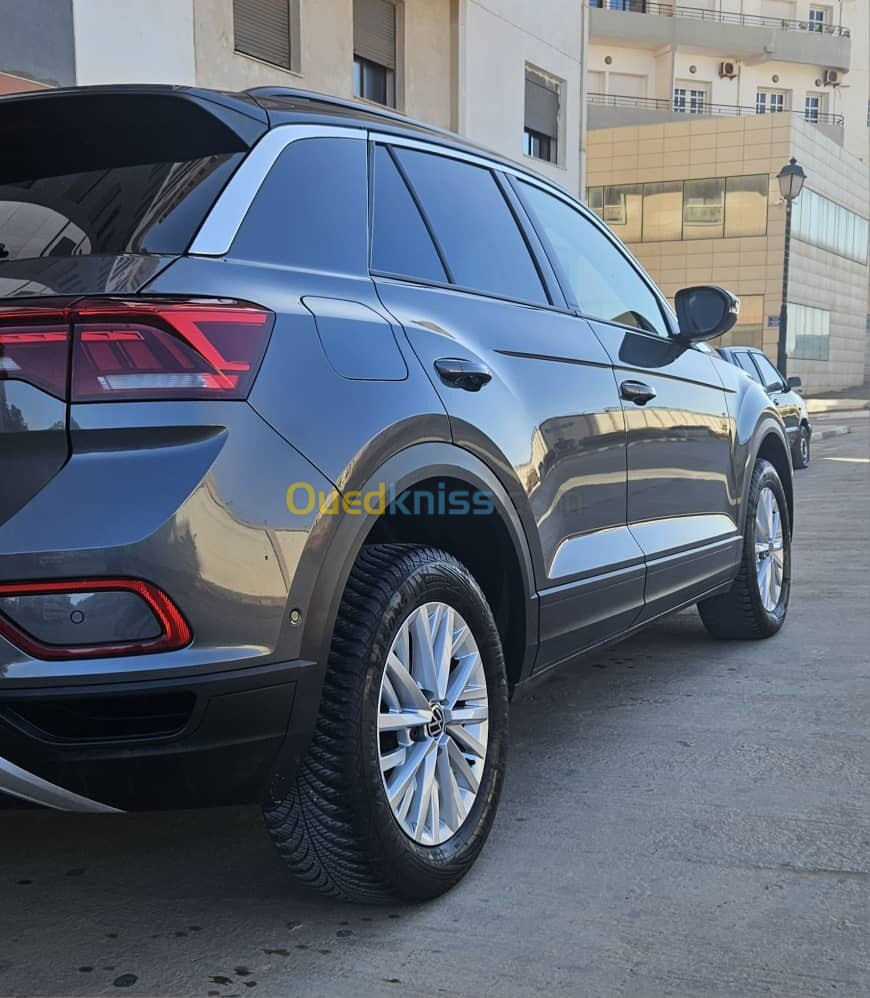 Volkswagen T-Roc 2023 