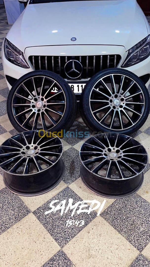 Roues de voiture/ Jantes mercedes C220