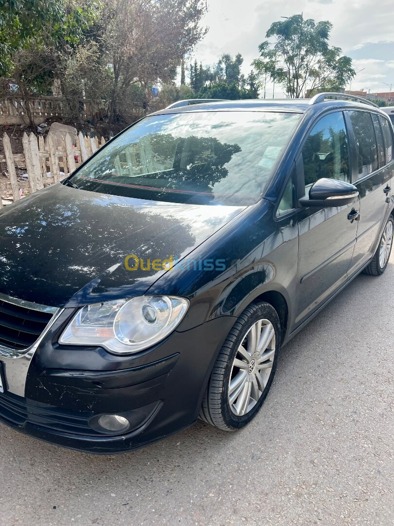 Volkswagen Touran 2010 