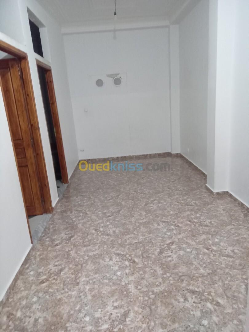 Location Appartement F3 Alger Bordj el kiffan