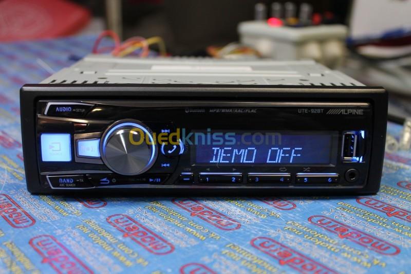 Radio Alpine original bluetooth USB Aux française multicolore