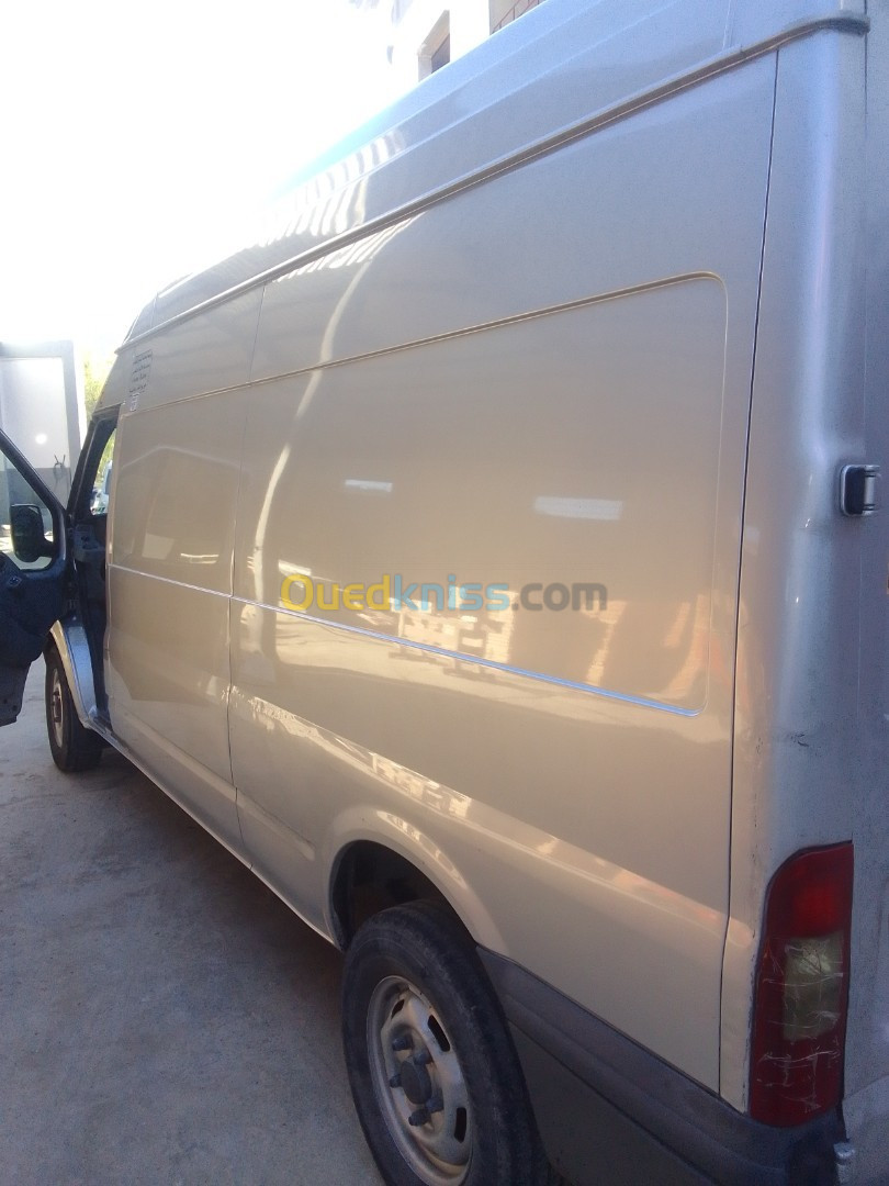 Ford Transit 2011 