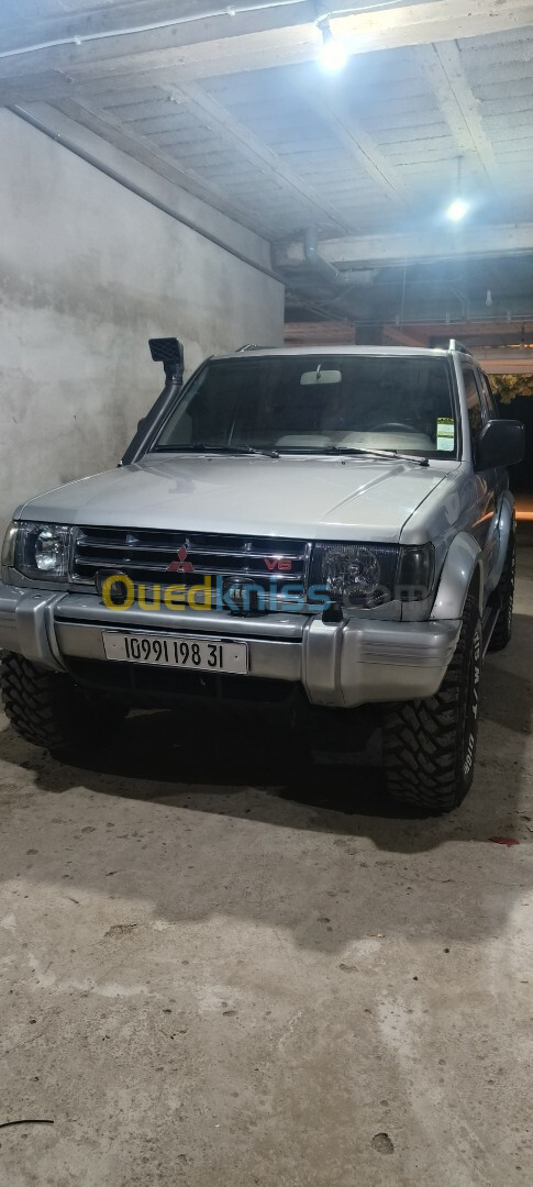 Mitsubishi Pajero Court 1998 Pajero Court