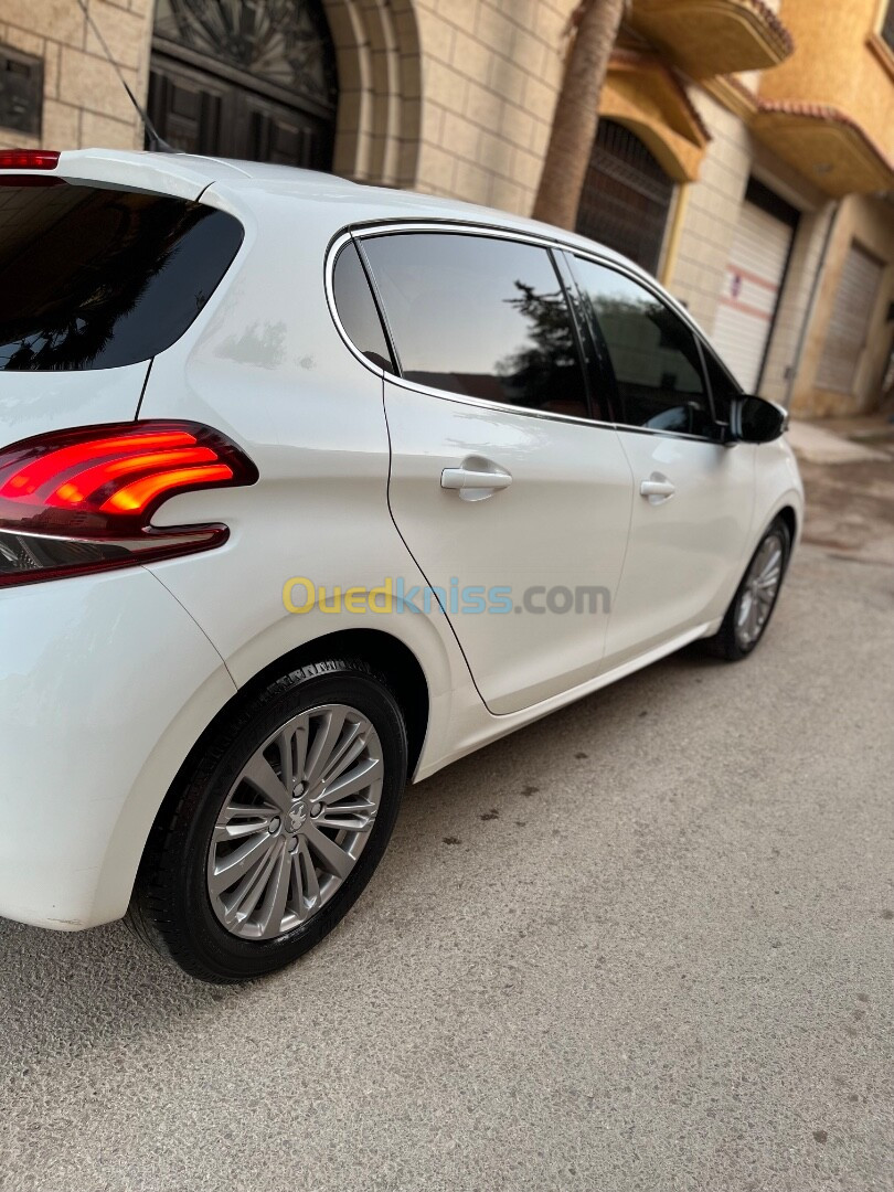 Peugeot 208 2019 Allure Facelift