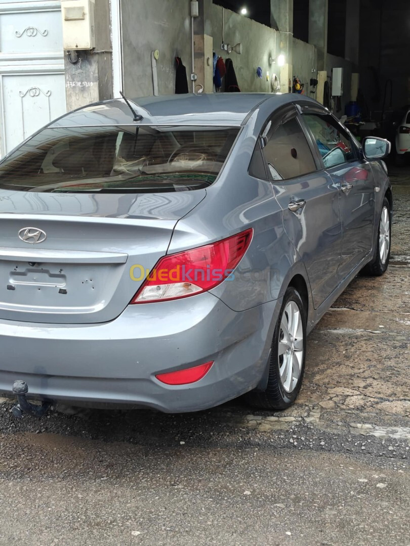 Hyundai Accent RB  5 portes 2018 Préstige