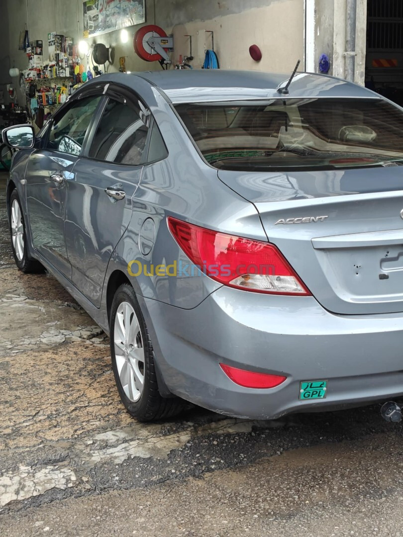 Hyundai Accent RB  5 portes 2018 Préstige