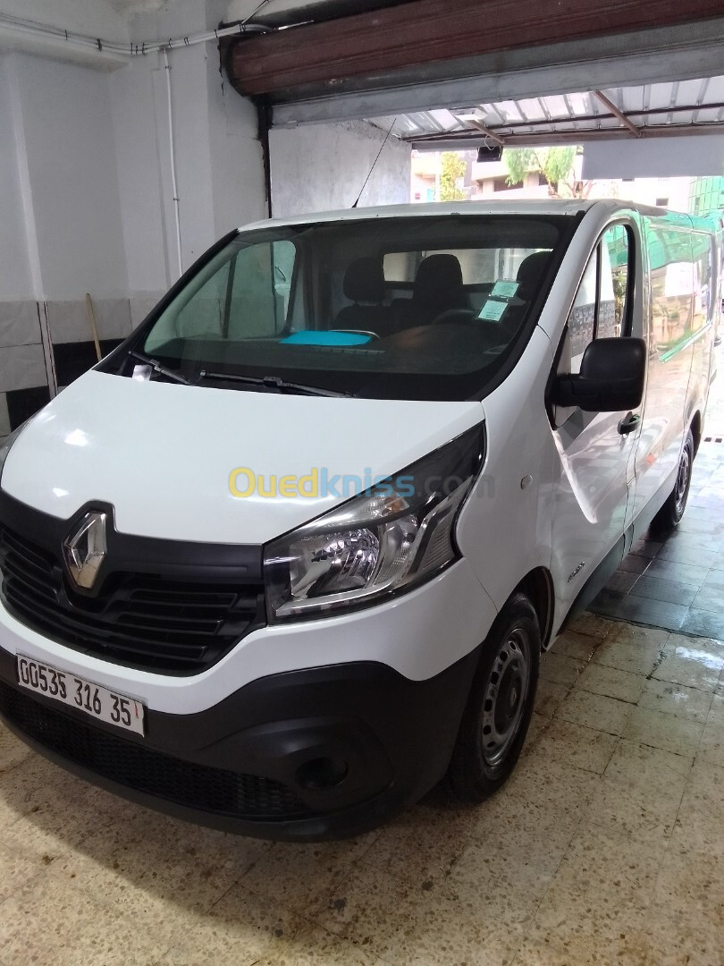 Renault Trafic 2016