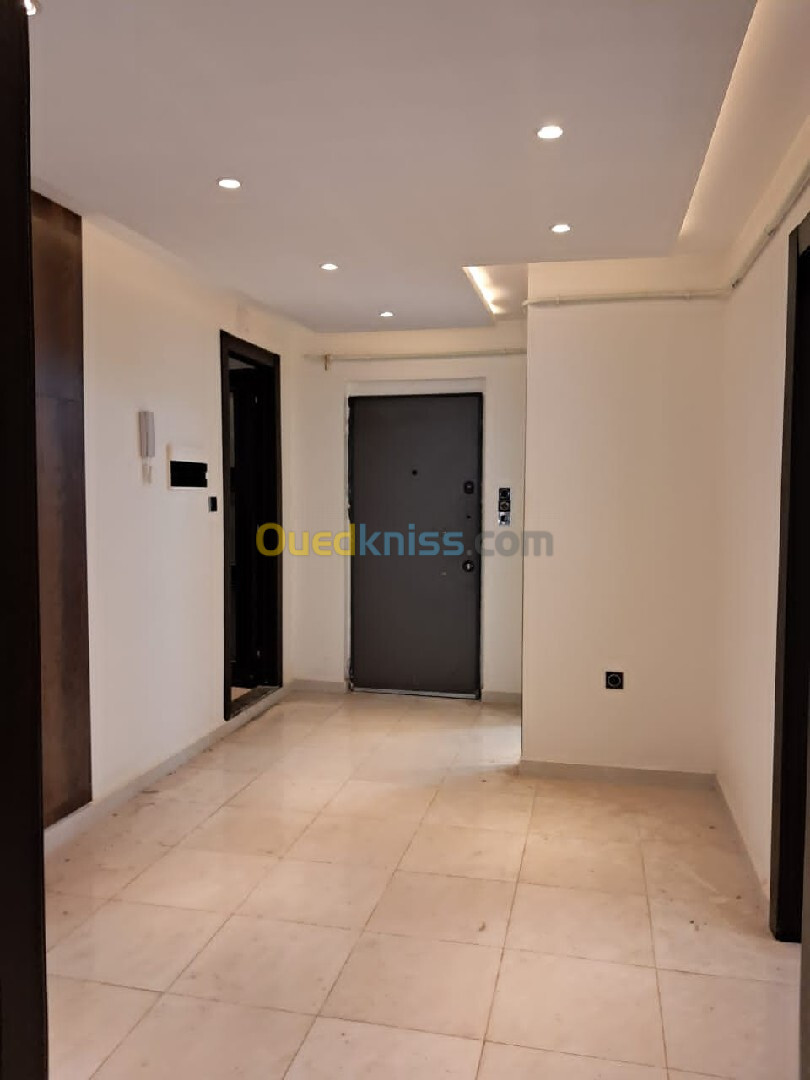 Vente Appartement F2 Alger Bordj el kiffan