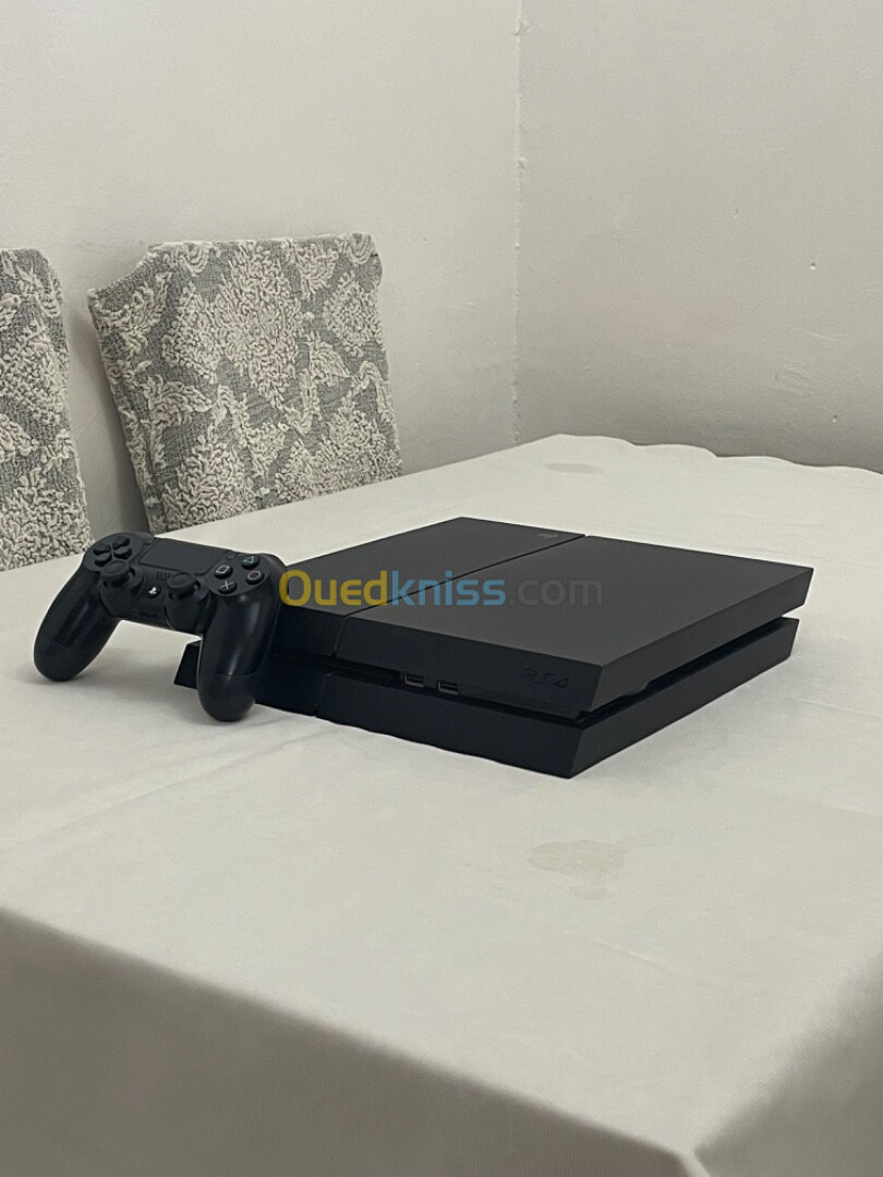 PlayStation 4 FAT 