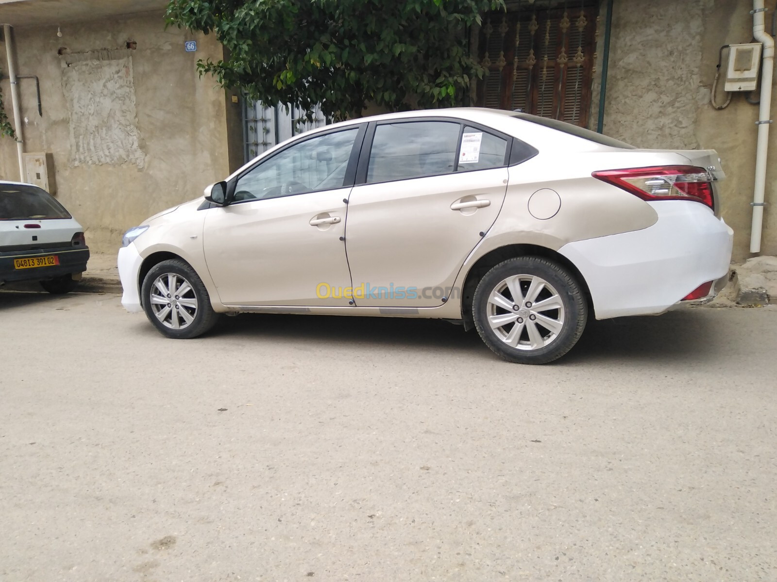 Toyota Yaris Sedan 2014 Play