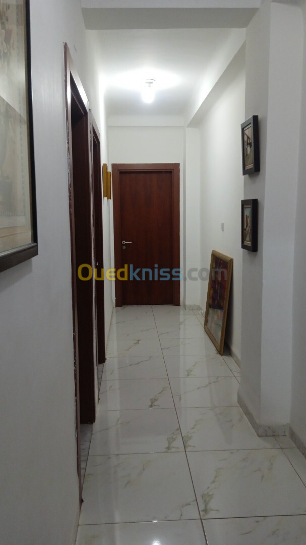 Location Appartement F4 Alger Rahmania